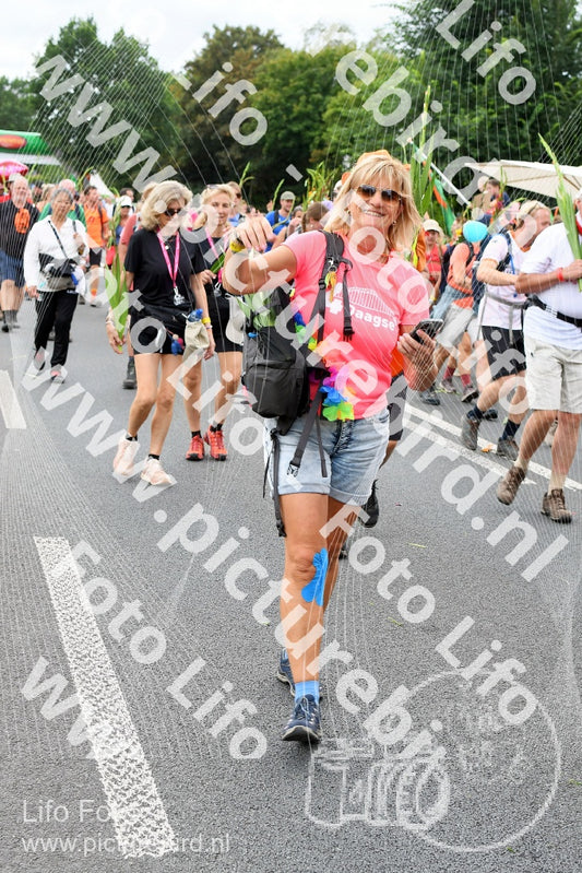 Evenement foto: Nijmeegse Vierdaagse 725